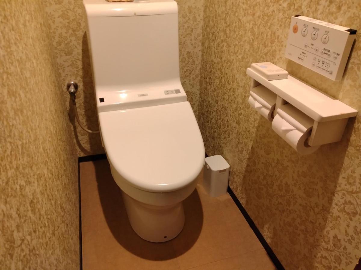 ホテル ベニ ウエスト 大人専用 Osaka Buitenkant foto